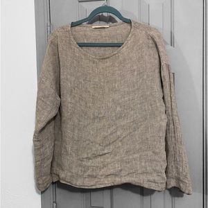 Elizabeth Suzann Grey Linen Top